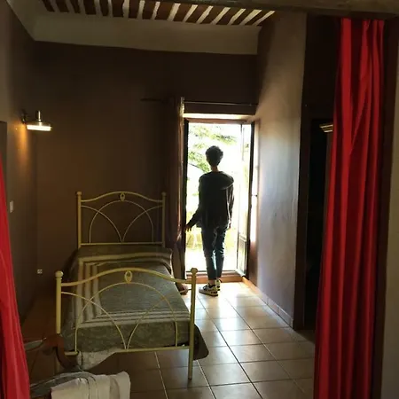 La Flambée Hotel *